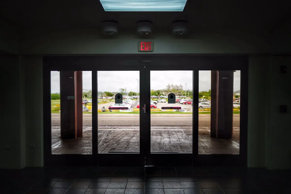 Porta automatica: Automatica rototraslante a Legnano